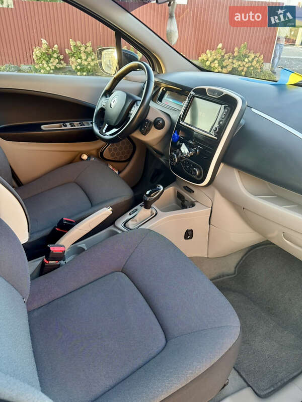 Хетчбек Renault Zoe 2015 в Львові