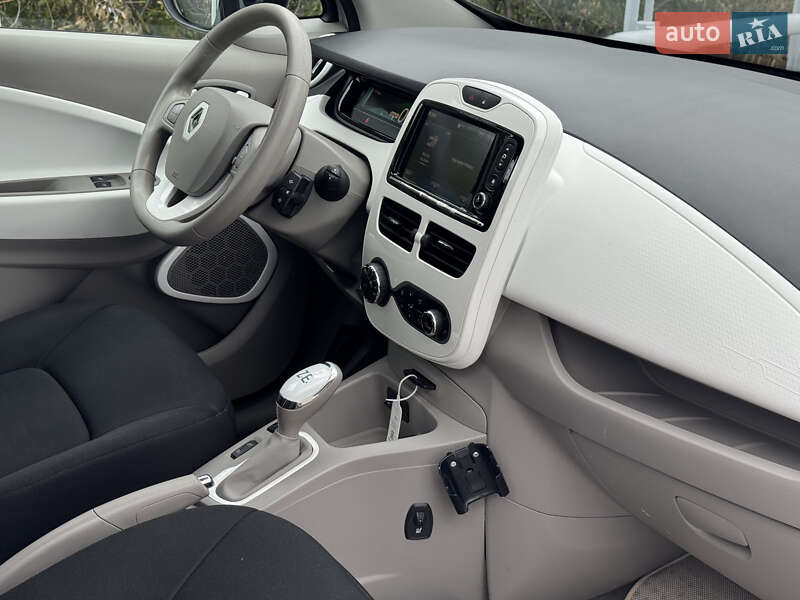 Хэтчбек Renault Zoe 2019 в Киеве
