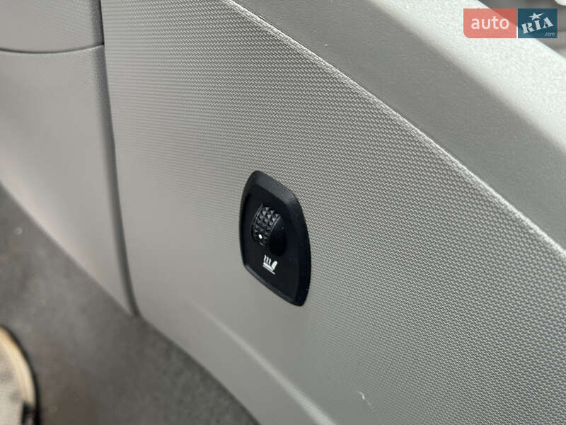 Хэтчбек Renault Zoe 2019 в Киеве