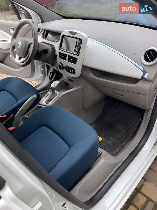 Хэтчбек Renault Zoe 2013 в Днепре