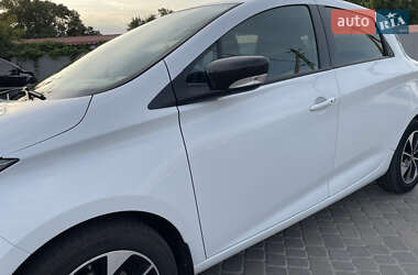 Хэтчбек Renault Zoe 2019 в 