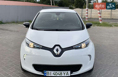 Хэтчбек Renault Zoe 2019 в 