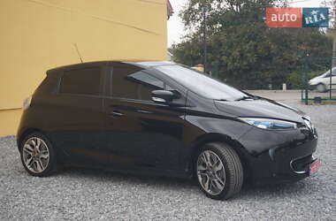 Хэтчбек Renault Zoe 2015 в 