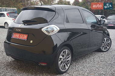 Хэтчбек Renault Zoe 2015 в 
