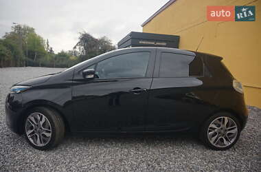 Хэтчбек Renault Zoe 2015 в 