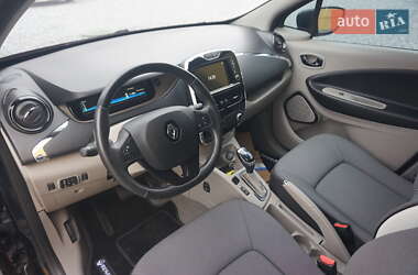 Хэтчбек Renault Zoe 2015 в 