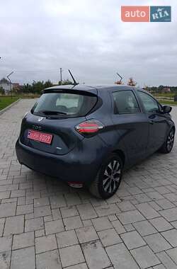 Хэтчбек Renault Zoe 2021 в 