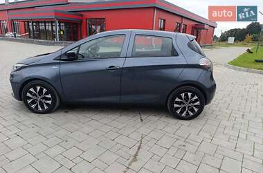 Хэтчбек Renault Zoe 2021 в 