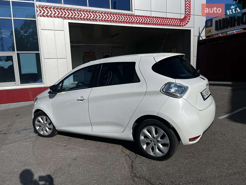 Хэтчбек Renault Zoe 2014 в Чернигове