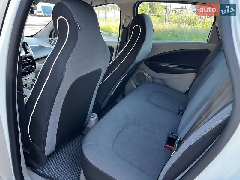 Хэтчбек Renault Zoe 2014 в Чернигове