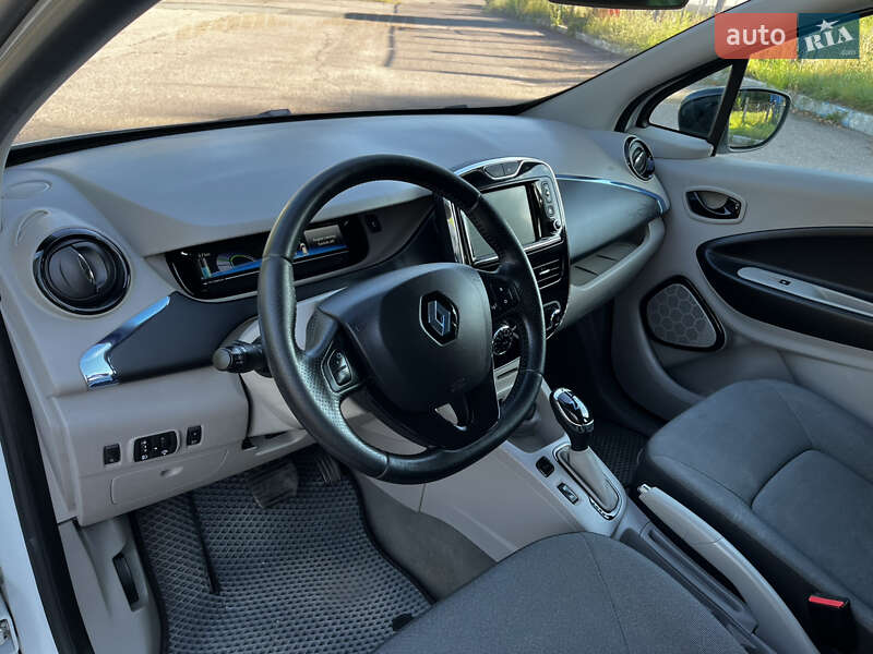 Хэтчбек Renault Zoe 2014 в Чернигове