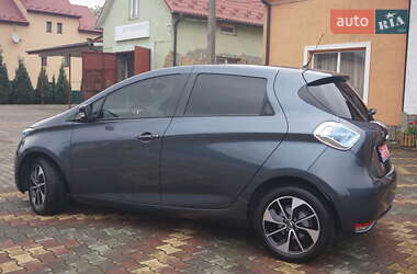Хэтчбек Renault Zoe 2017 в 