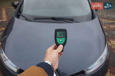 Хэтчбек Renault Zoe 2017 в 