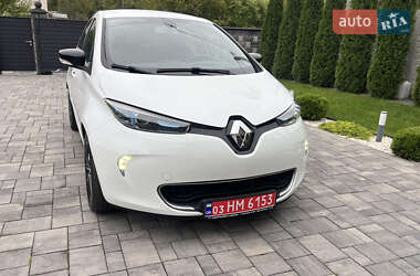 Хэтчбек Renault Zoe 2017 в 