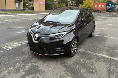 Хэтчбек Renault Zoe 2021 в 