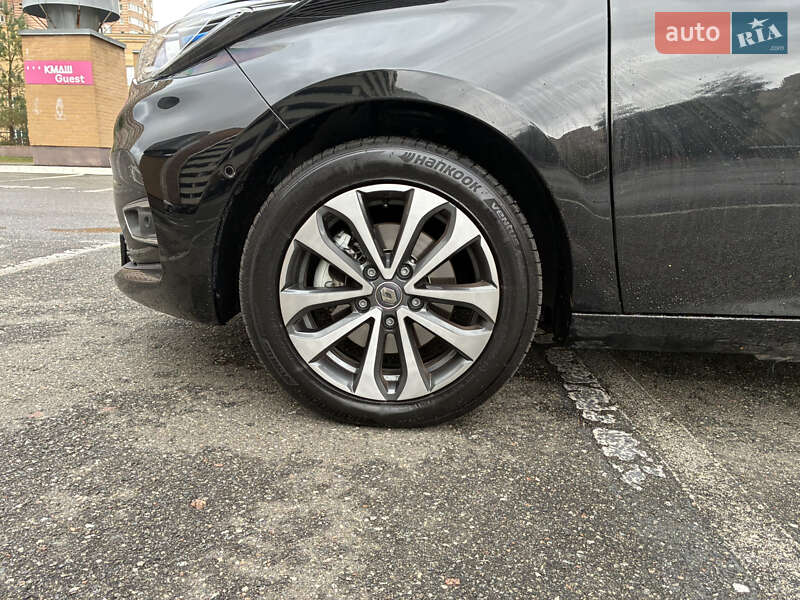 Хэтчбек Renault Zoe 2021 в Киеве