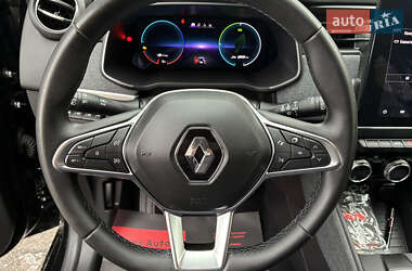 Хэтчбек Renault Zoe 2021 в 