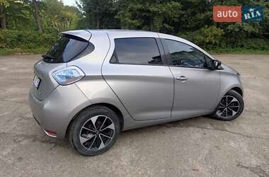 Хэтчбек Renault Zoe 2016 в 
