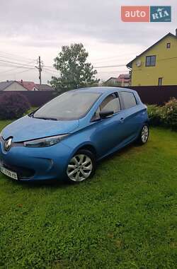 Хэтчбек Renault Zoe 2017 в 