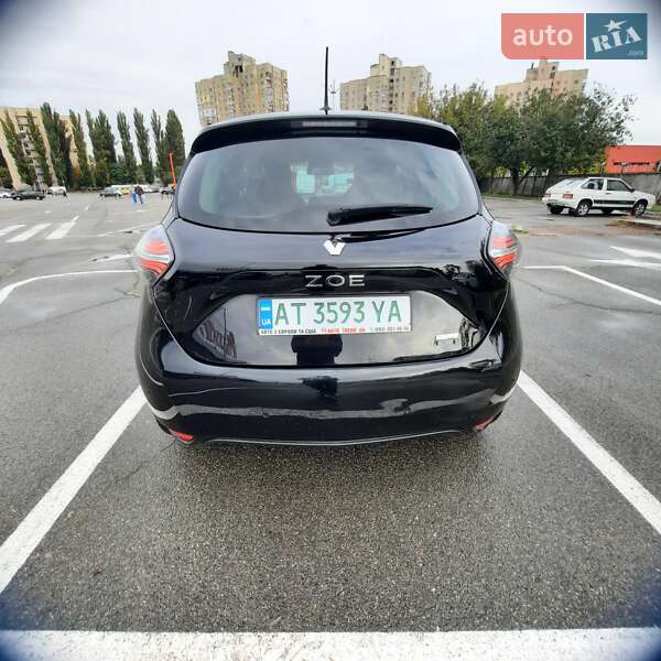 Хэтчбек Renault Zoe 2021 в Киеве