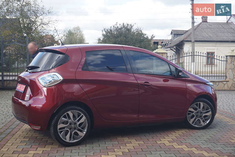 Хэтчбек Renault Zoe 2019 в Самборе