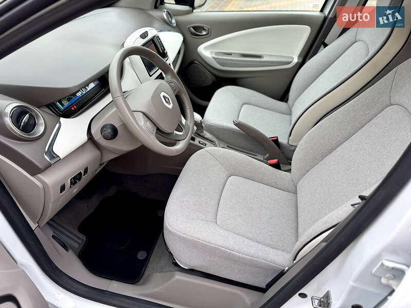 Хэтчбек Renault Zoe 2019 в Самборе
