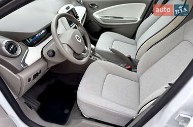 Хетчбек Renault Zoe 2019 в 