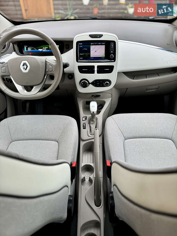 Хэтчбек Renault Zoe 2019 в Самборе