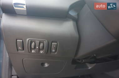 Хэтчбек Renault Zoe 2019 в 