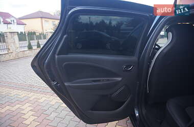 Хэтчбек Renault Zoe 2019 в 