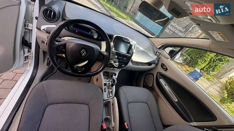 Хэтчбек Renault Zoe 2016 в Львове