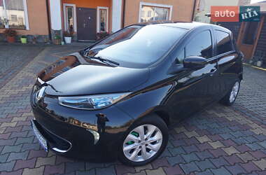 Хэтчбек Renault Zoe 2015 в 