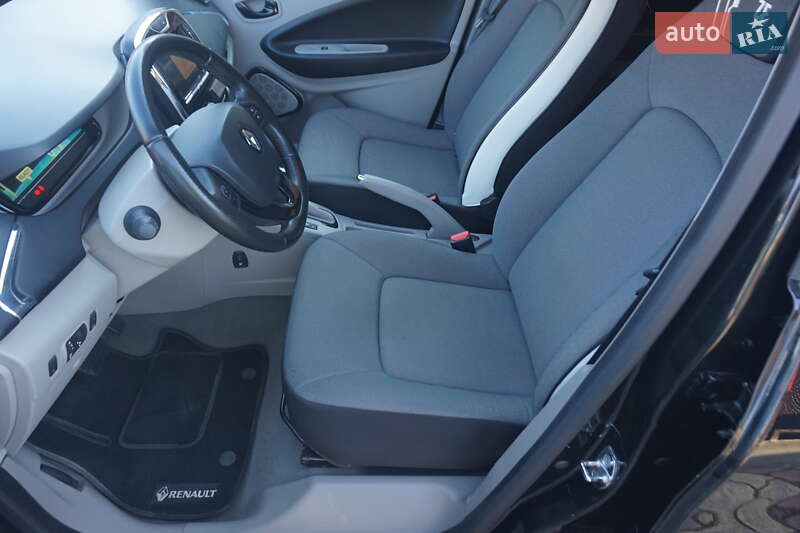 Хэтчбек Renault Zoe 2015 в Самборе