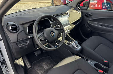 Хэтчбек Renault Zoe 2020 в 