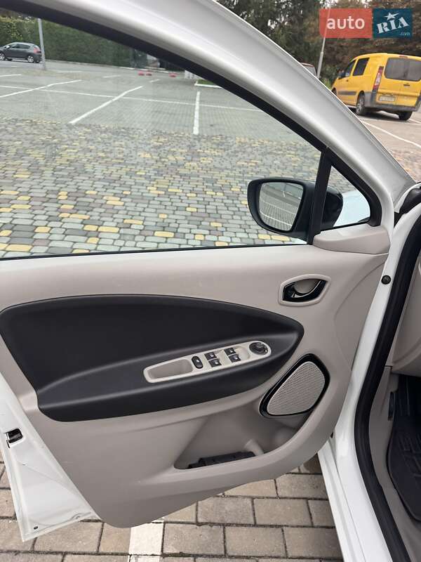 Хэтчбек Renault Zoe 2013 в Луцке