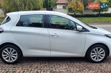 Хэтчбек Renault Zoe 2020 в 