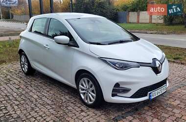Хэтчбек Renault Zoe 2020 в 