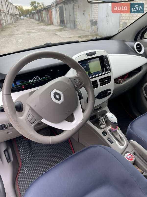 Хэтчбек Renault Zoe 2018 в Запорожье фото 5 Хэтчбек Renault Zoe 2018 в Запорожье