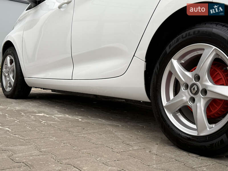 Хетчбек Renault Zoe 2018 в Тернополі фото 24 Хетчбек Renault Zoe 2018 в Тернополі