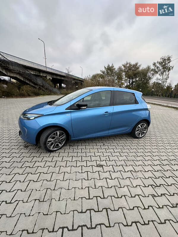 Хэтчбек Renault Zoe 2018 в Дрогобыче