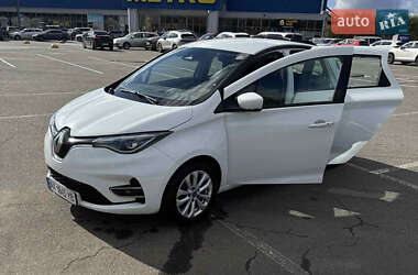 Хэтчбек Renault Zoe 2019 в 