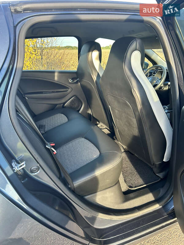 Хэтчбек Renault Zoe 2019 в Киеве фото 16 Хэтчбек Renault Zoe 2019 в Киеве