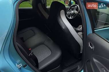 Хэтчбек Renault Zoe 2020 в 