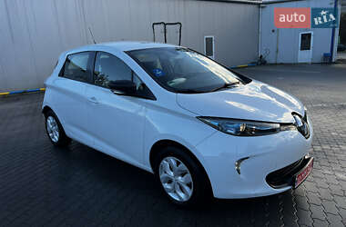 Хэтчбек Renault Zoe 2019 в 