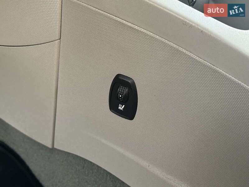 Хэтчбек Renault Zoe 2017 в Дрогобыче фото 23 Хэтчбек Renault Zoe 2017 в Дрогобыче