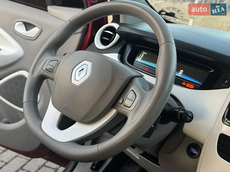 Хэтчбек Renault Zoe 2017 в Дрогобыче фото 34 Хэтчбек Renault Zoe 2017 в Дрогобыче