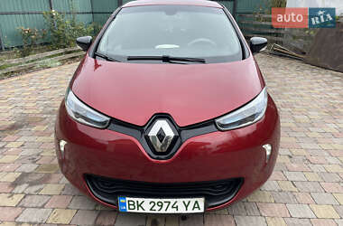 Хэтчбек Renault Zoe 2018 в 