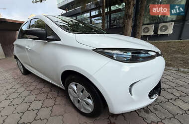 Хэтчбек Renault Zoe 2018 в 
