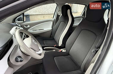 Хэтчбек Renault Zoe 2018 в 