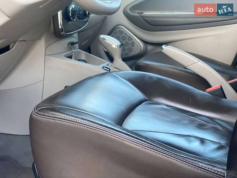 Хэтчбек Renault Zoe 2017 в Дрогобыче фото 17 Хэтчбек Renault Zoe 2017 в Дрогобыче
